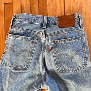 Levi’s Wedgie Straight